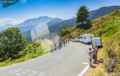 Image of The Peloton on Col d'Aspin - Tour de France 2015