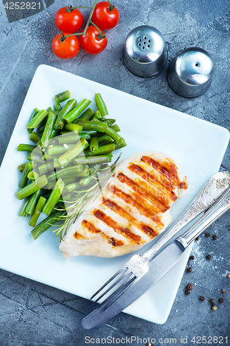 Image of chicken breast with bean