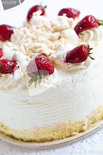 Image of Strawberry meringue cake