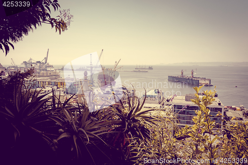 Image of Valparaiso harbor, Chile