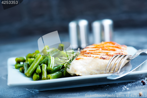 Image of chicken breast with bean