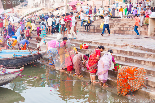 Image of Ritual bathing in the River Ganges