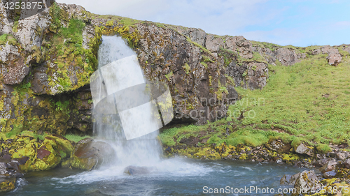 Image of Kirkjufellsfoss waterfall near the Kirkjufell mountain