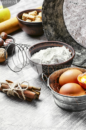 Image of Eggs and wheat flour