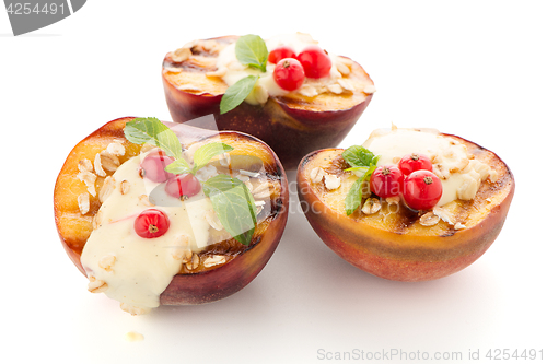 Image of Grilled peaches dessert