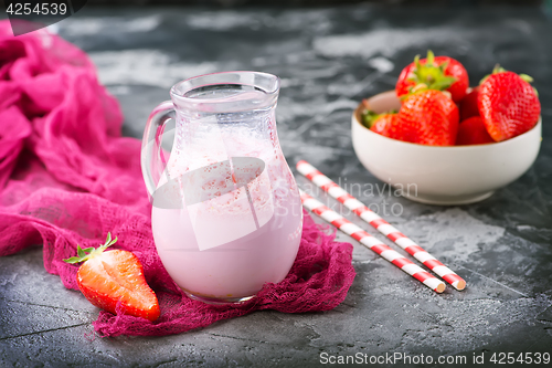 Image of strawberry drink