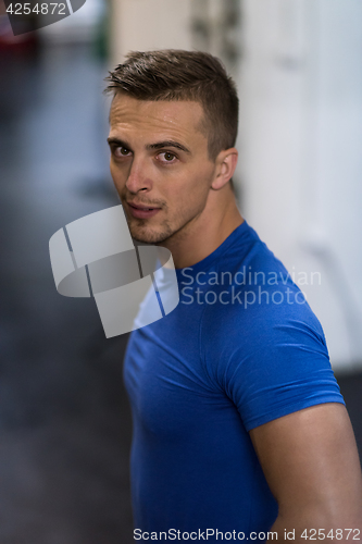 Image of fitness trainer at the gym
