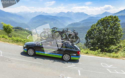 Image of Technical Car of Cannondale-Garmin Team - Tour de France 2015