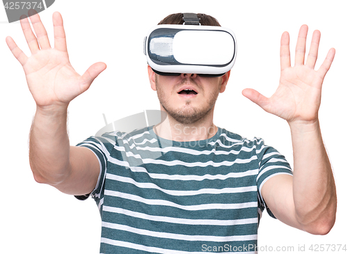 Image of Man in VR glasses