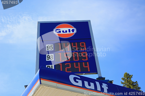 Image of Gulf Sign with Table of Fuel Prices