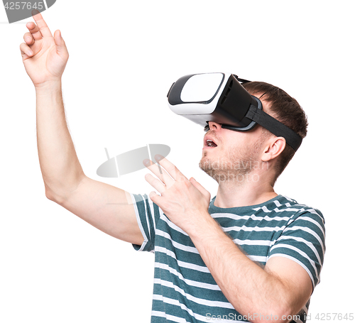 Image of Man in VR glasses