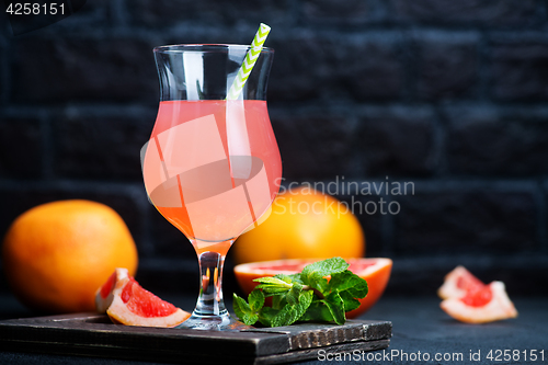 Image of grapefruit juice