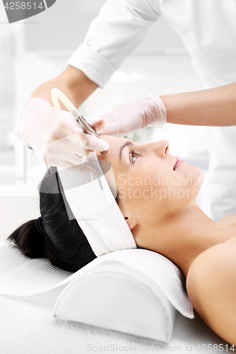 Image of Smoothing the skin, microdermabrasion diamond