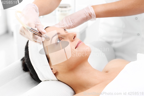 Image of Diamond microdermabrasion, peeling cosmetic