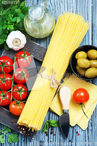 Image of pasta and tomato