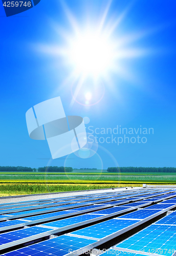 Image of solarpanels under sun