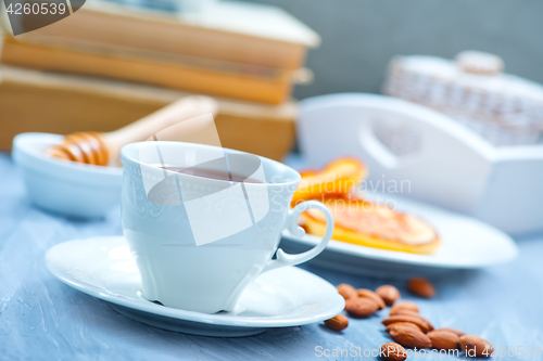 Image of fresh tea in cup