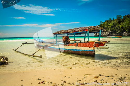 Image of Boat on shore