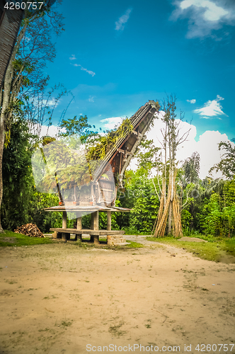 Image of Tongkonan with four pillars