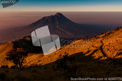 Image of Mount Merbabu in darkness