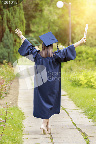 Image of Young woman graduation day images of graduates are celebrating g