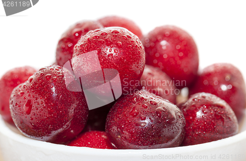 Image of maroon ripe cherries