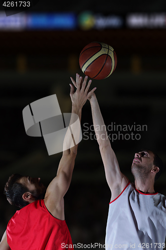 Image of basketball player in action