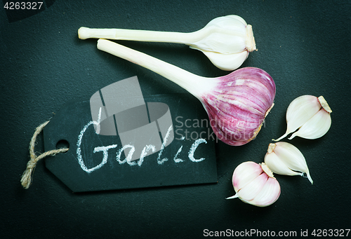 Image of fresh garlic