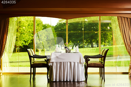 Image of served restaurant table ready for romantic date