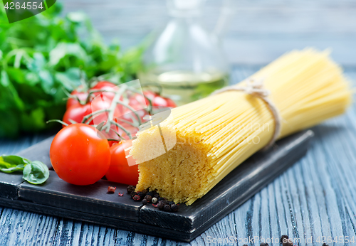 Image of pasta and tomato