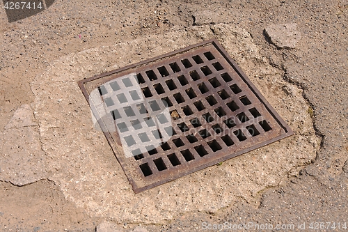 Image of Sewer pit cover