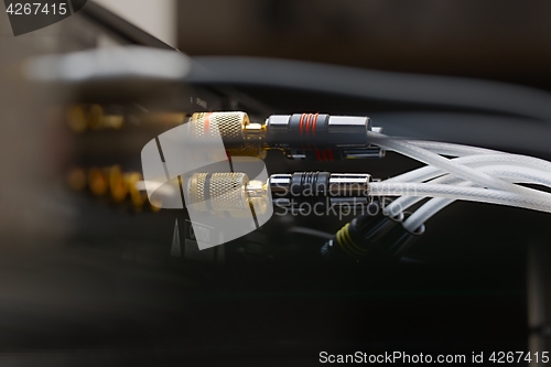 Image of Hifi amplifier back