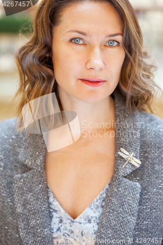 Image of Portrait of a smiling beautiful woman