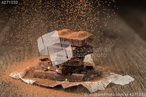 Image of Chocolate sprinkled cocoa on paper