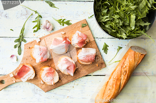 Image of Photo of bread with bacon