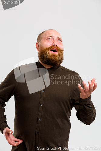 Image of Man in shirt with beard