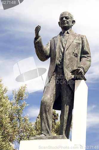 Image of gorg borg olivier statue