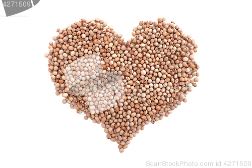 Image of Dried pigeon peas in a heart shape