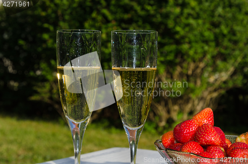 Image of Sparkling wine and strawberries