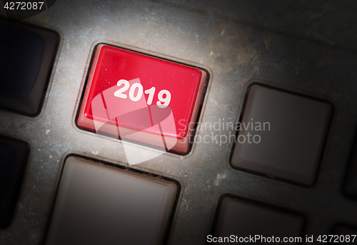 Image of Text 2019 button