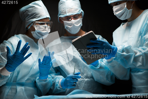Image of Image of doctors with tablet