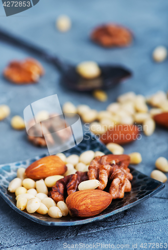 Image of nuts
