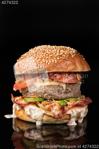 Image of Burger With Vegetables