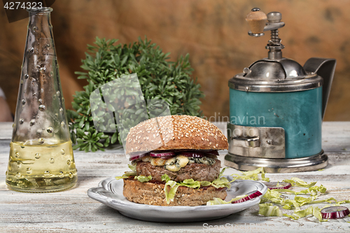 Image of Burger With Vegetables