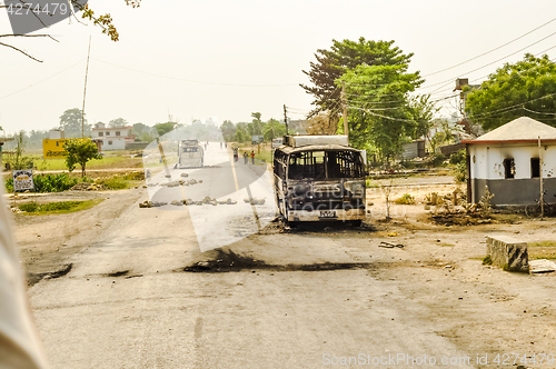 Image of Long road with bus in Nepal