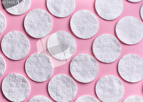 Image of pattern of cotton pads