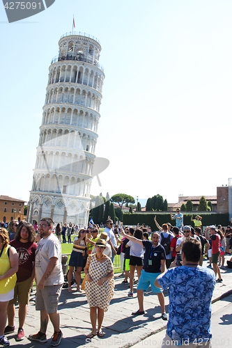 Image of Pisa Tower Tourists