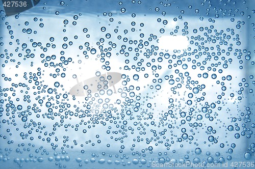 Image of Blue water with bubbles