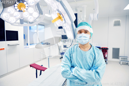 Image of surgeon in operating room at hospital