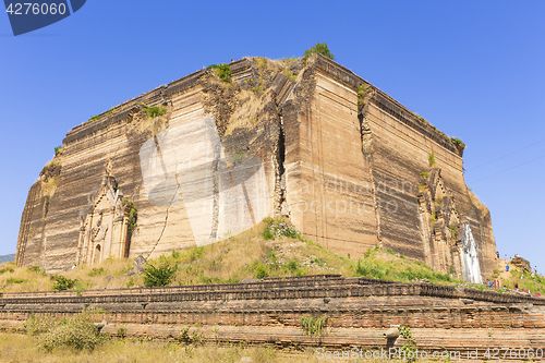 Image of Mingun Pahtodawgyi Temple in Mandalay